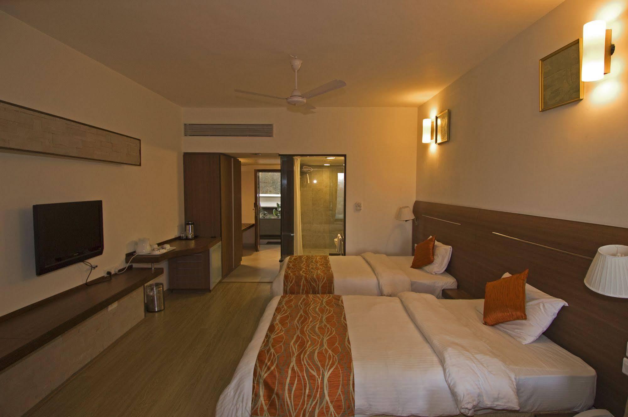 The Dukes Retreat Khandala Лонавала Екстериор снимка