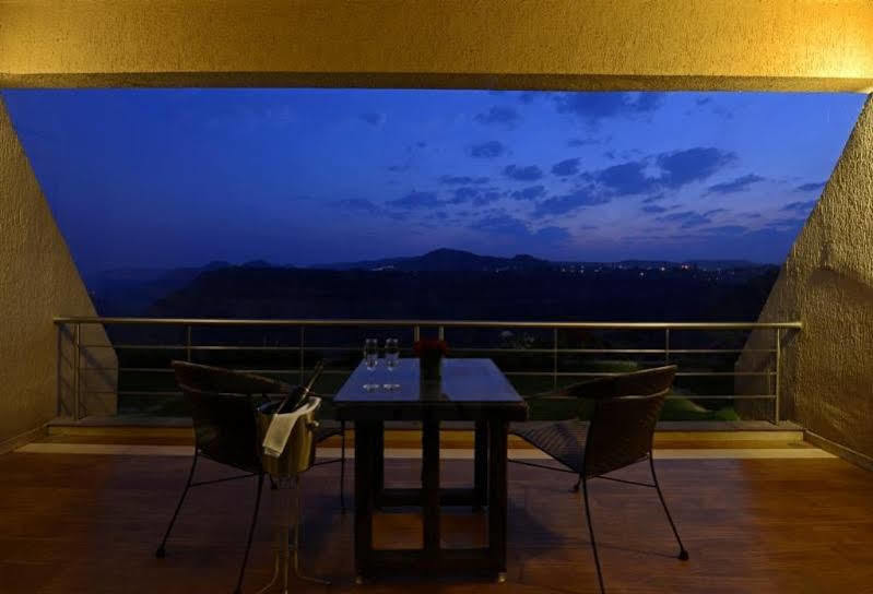 The Dukes Retreat Khandala Лонавала Екстериор снимка